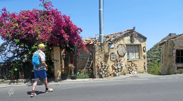 Taormina_Castelmola_veien_ned_igjen