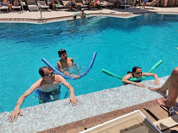 Taormina_hotel-Ariston_bassenget