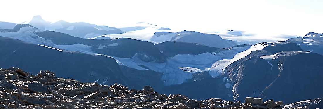 Jostedalsbreen_sett_fra_Skaala