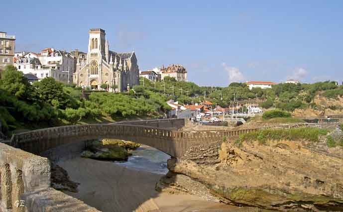 Frankrike_Biarritz_med_kirken