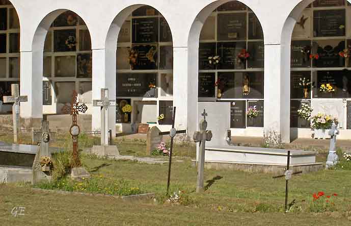 Spania_Aragon_Biescas_kirkegaard