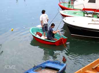 Spania_Bermeo_menn_i_baat