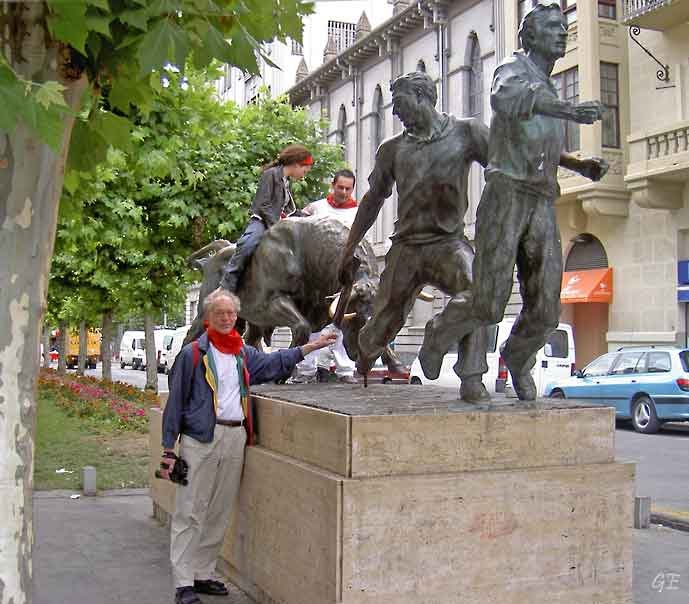 Spania_Pamplona_okselopstatue