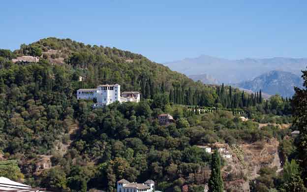 Spania_Granada_Albaicin_mot_Generalife