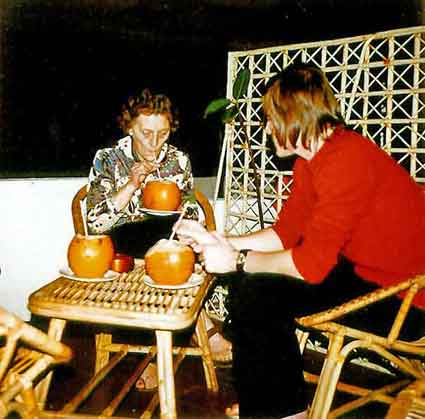 Sri-Lanka_Selma_og_JanErik_paa_Blue_Coral_Hikkaduwa