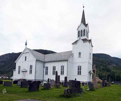 Buskerud_Nesbyen-kirke