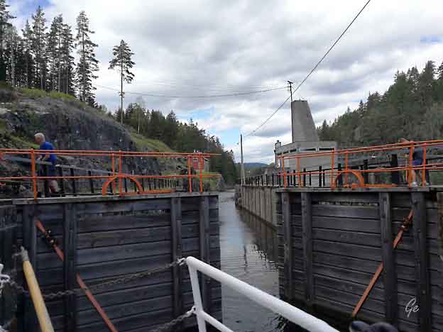 Telemarkskanalen_Vrangfoss-sluser