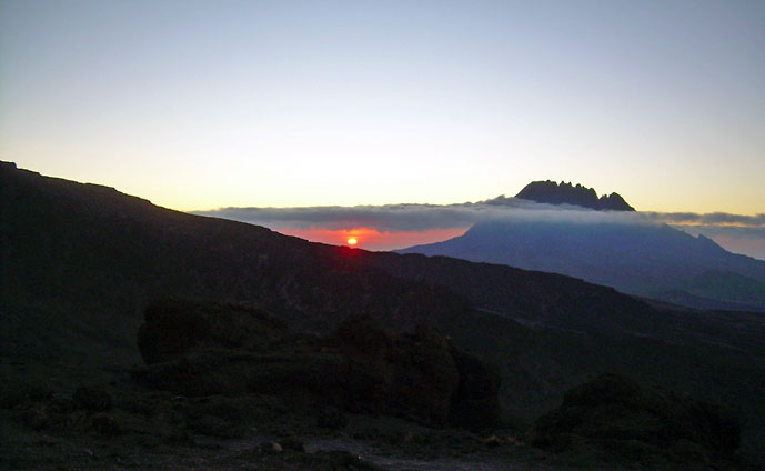 Tanzania_Kilimanjara_Barafu_soloppgang