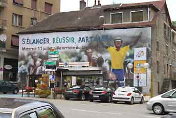 Frankrike_Bellegarde_sur_Valserine_le_Tour