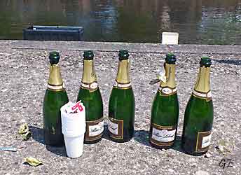 Frankrike_Epinal_champagne