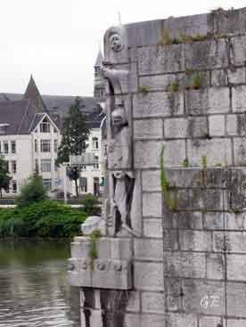 Nederland_Maastricht_bropilar