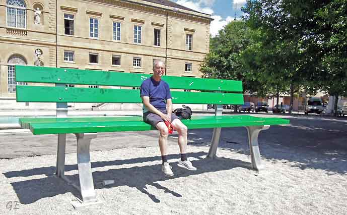 Sveits_Neuchatel_benk