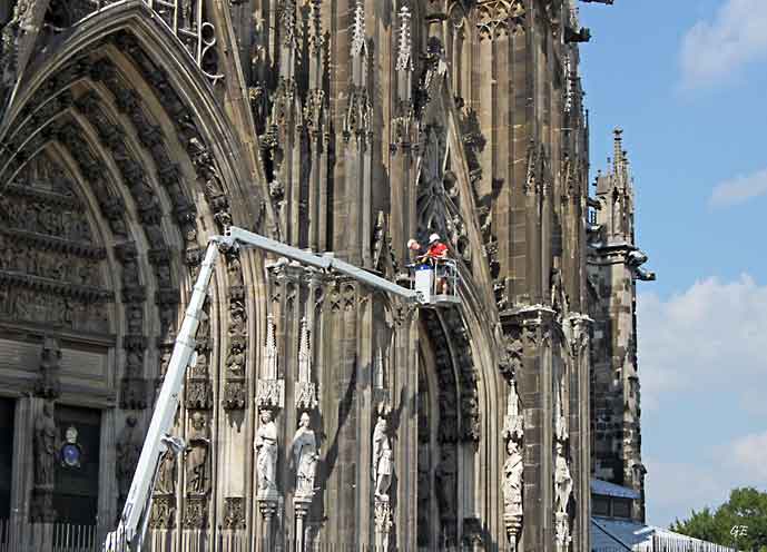 Tyskland_Cologne_domen_vedlikehold