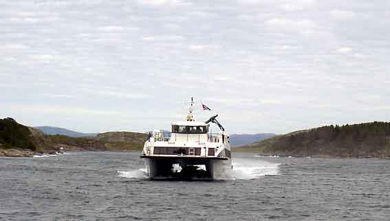 Abelvaer_Vikna_hurtigbaaten