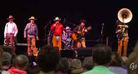 North-Dakota_Minot_norsk_hostfest_Ringling