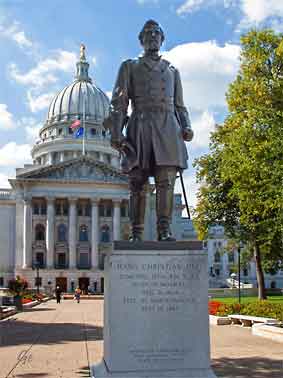 Wisconsin_Madison_Capitol_Heg_fra_Lier