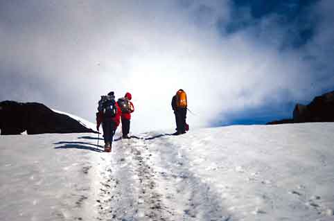 Finse-Aurlandsdalen_opp_fra_Finse