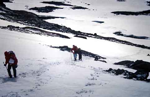 Finse-Aurlandsdalen_opp_fra_Finse