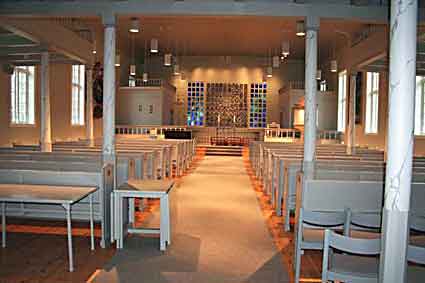 Hjelmeland_kyrkje