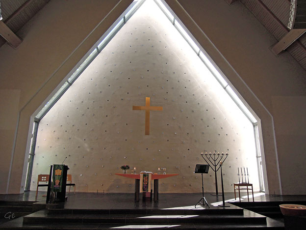 Lommedalen_kirke