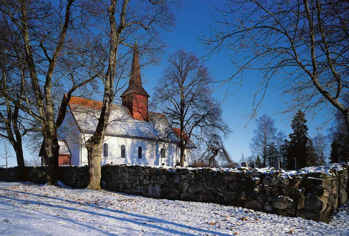 Tanum_kirke